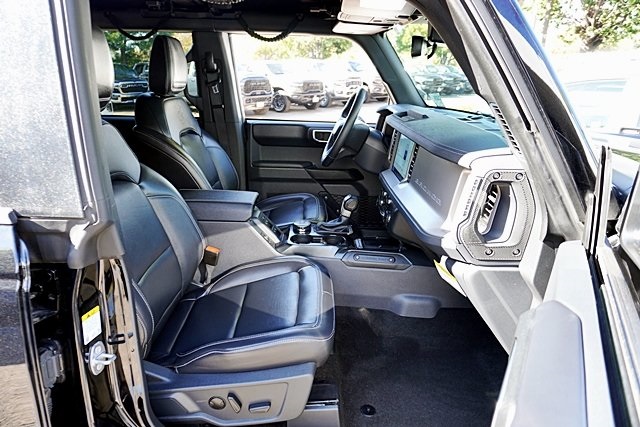 Used 2025 Black Ford Outer Banks image 10