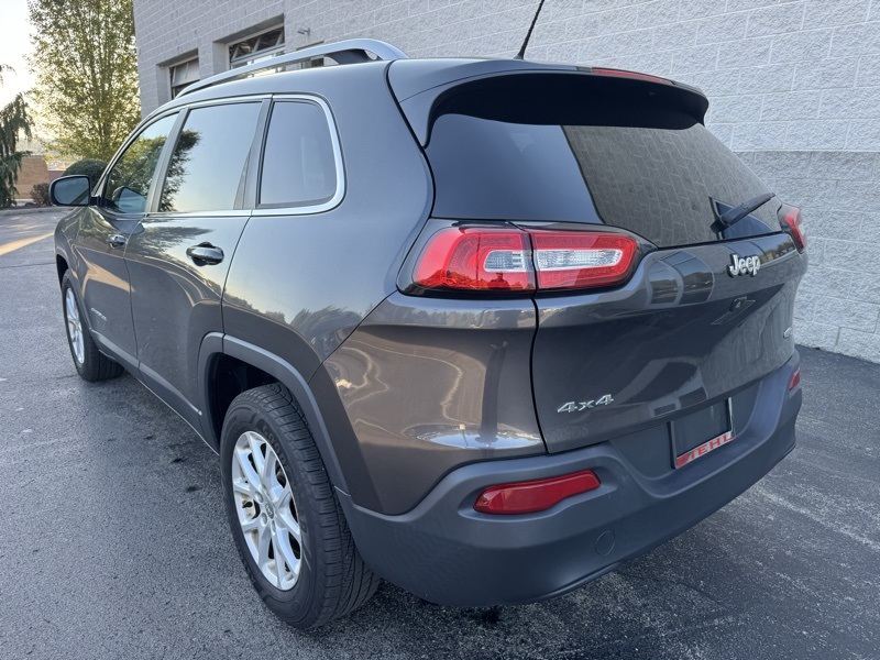 2017 Jeep Cherokee Latitude photo 5