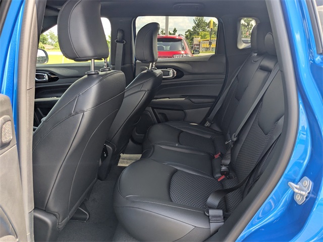 2025 Jeep Compass Latitude photo 13