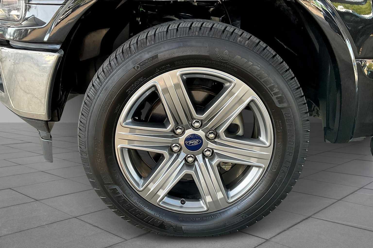 2019 Ford F-150 Lariat photo 10