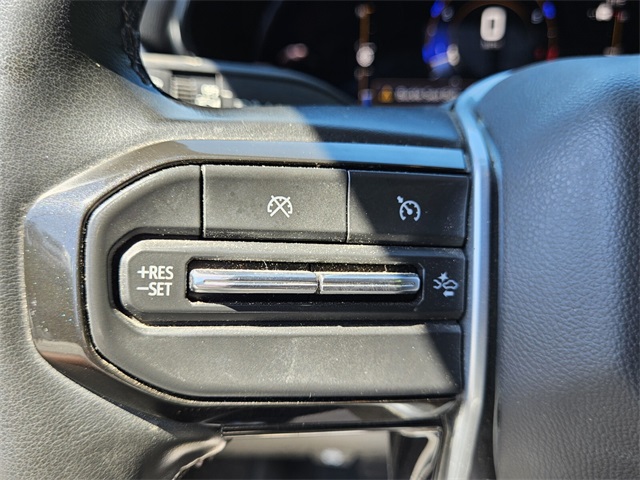 2023 Chevrolet Colorado LT photo 24