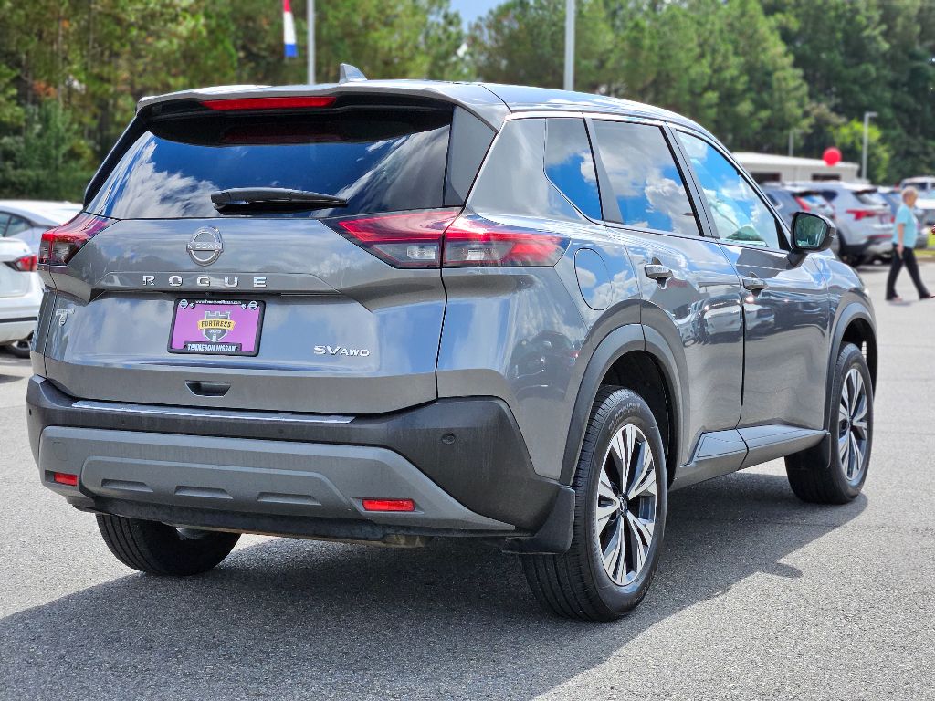 2022 Nissan Rogue SV photo 7