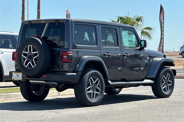 2025 Jeep Wrangler Sahara photo 3