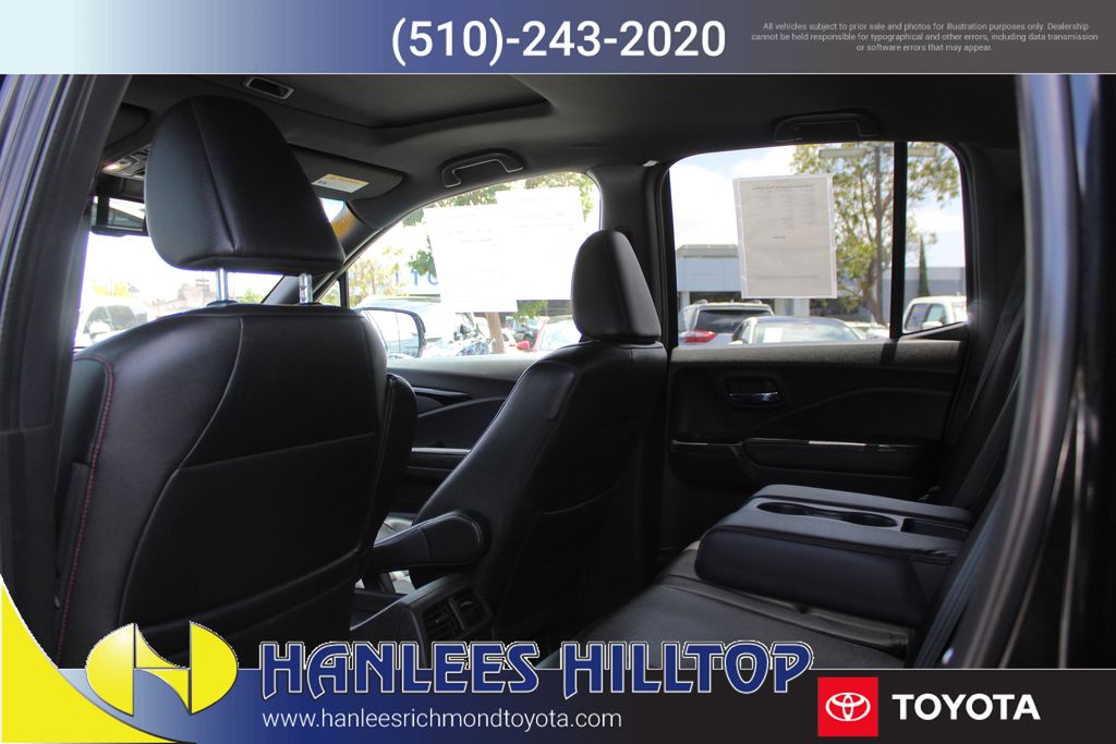 2018 Honda Ridgeline Black Edition photo 11