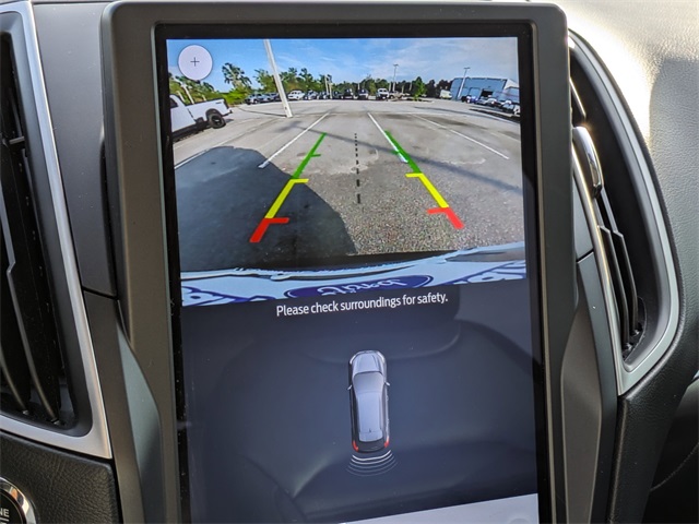 2022 Ford Edge SEL photo 19