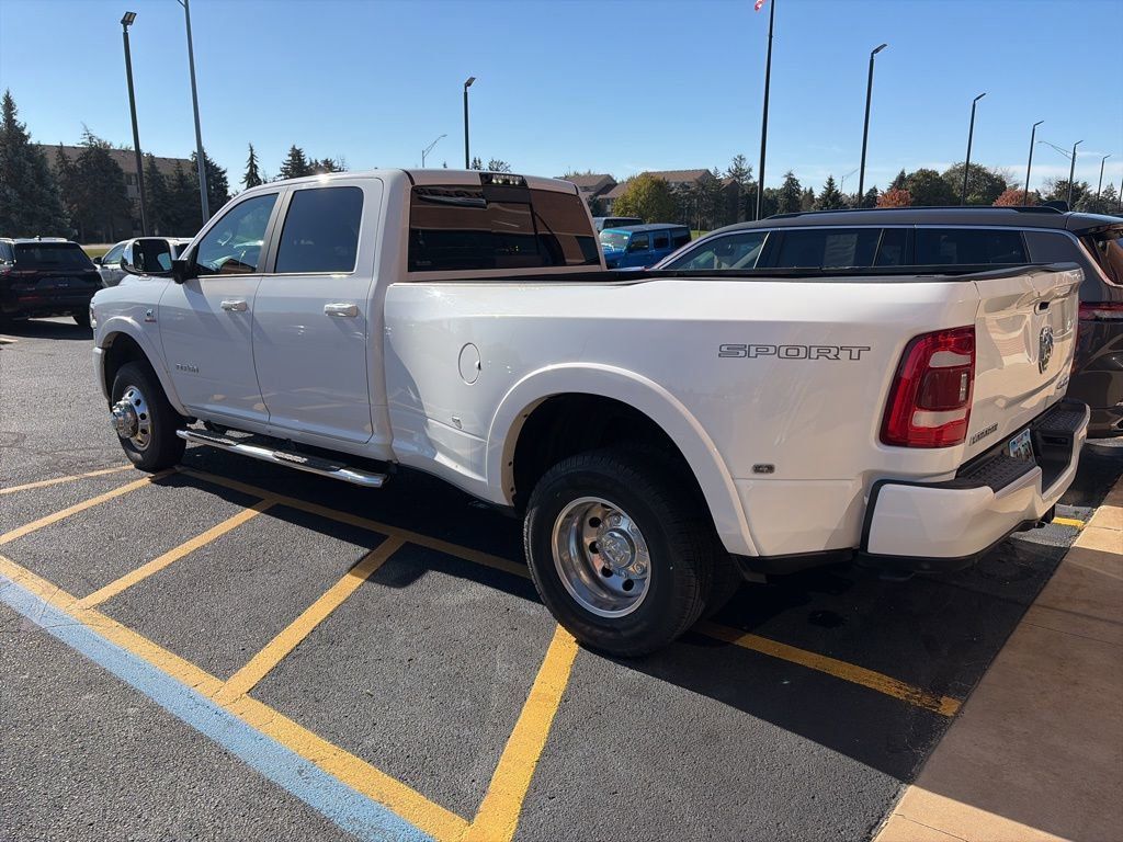 2021 Ram 3500 Laramie photo 3