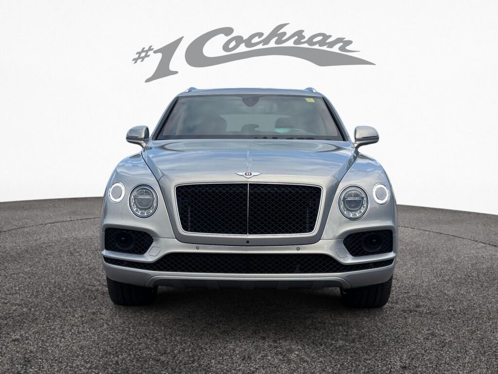 2019 Bentley Bentayga V8 photo 2