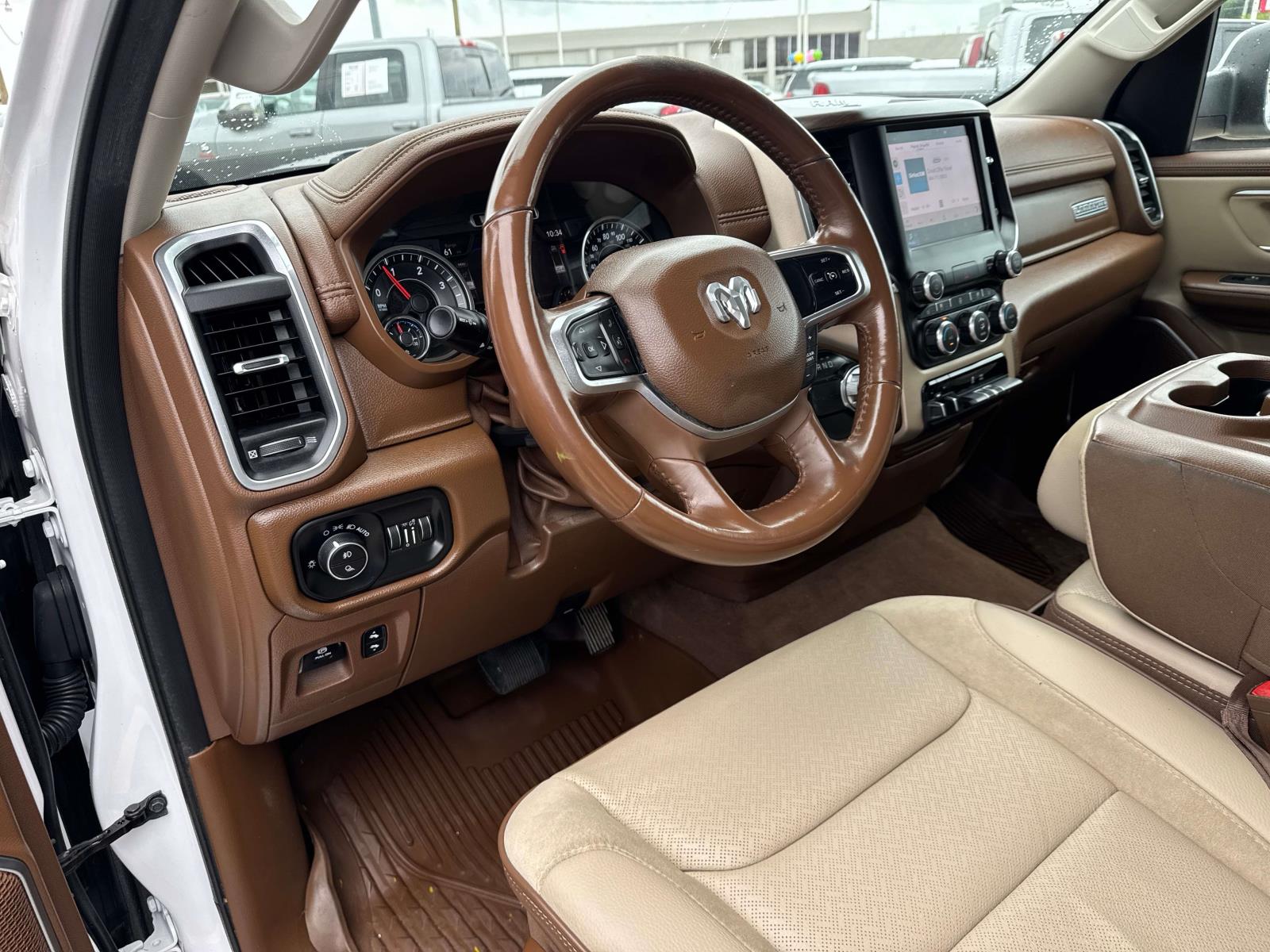 2022 Ram 1500 Laramie photo 15