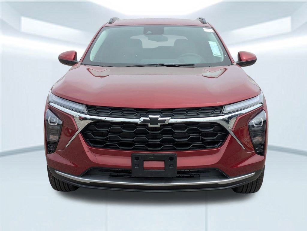 2025 Chevrolet Trax LT photo 8