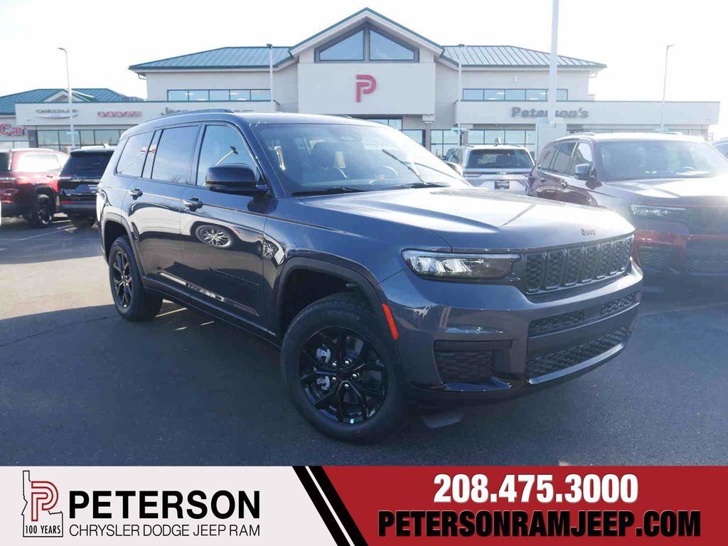 2025 Jeep Grand Cherokee L Altitude's photo