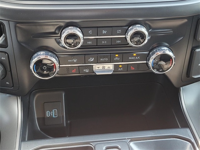 2024 Ford F-150 XLT photo 24