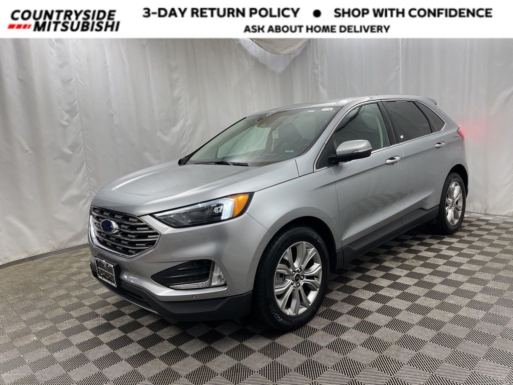2024 Ford Edge Titanium's photo