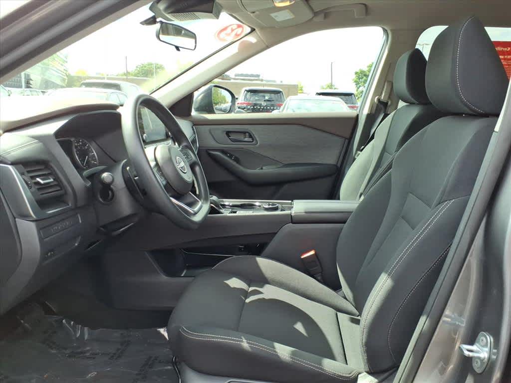 2023 Nissan Rogue S photo 10