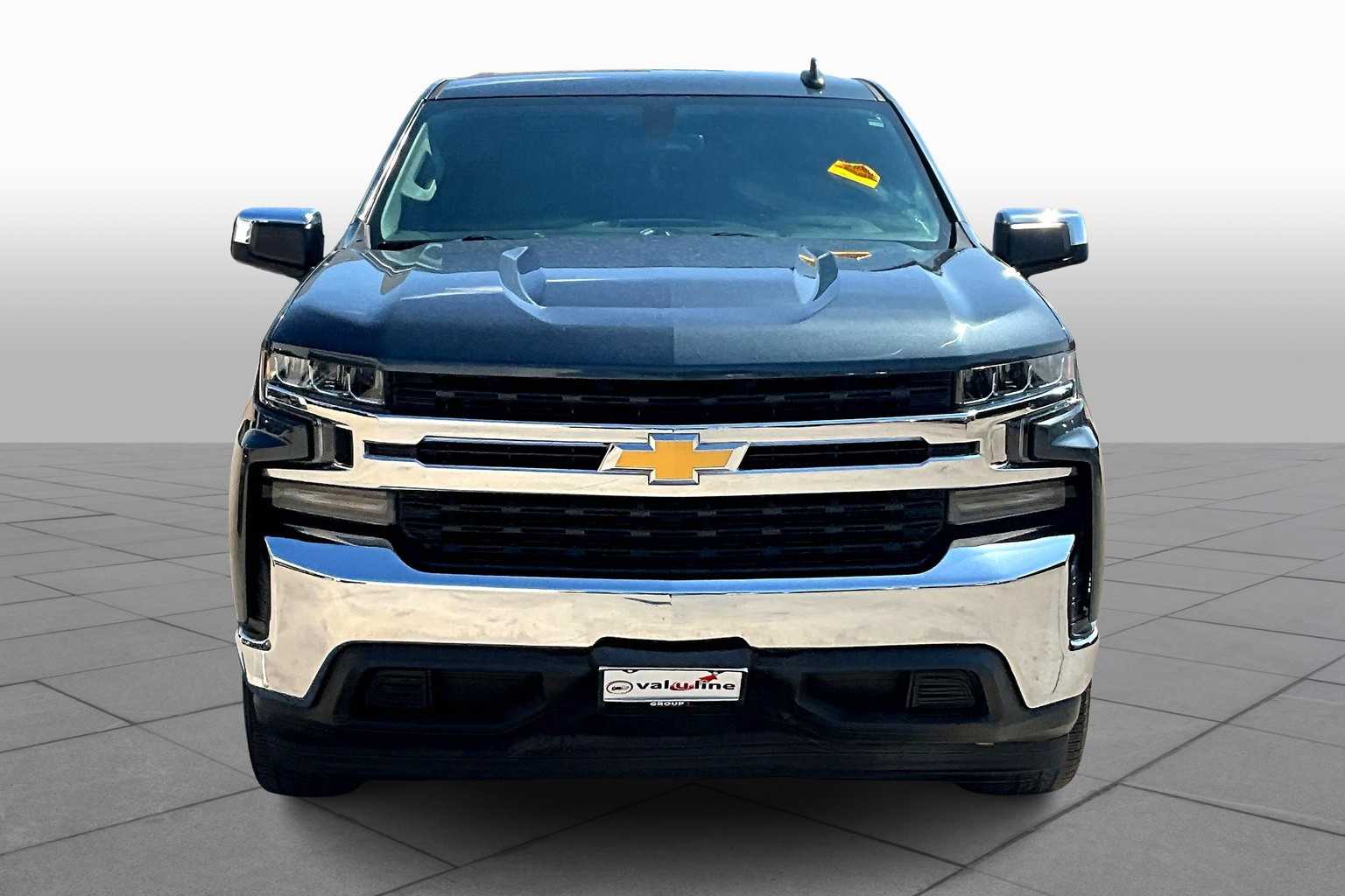 2019 Chevrolet Silverado 1500 LT photo 3