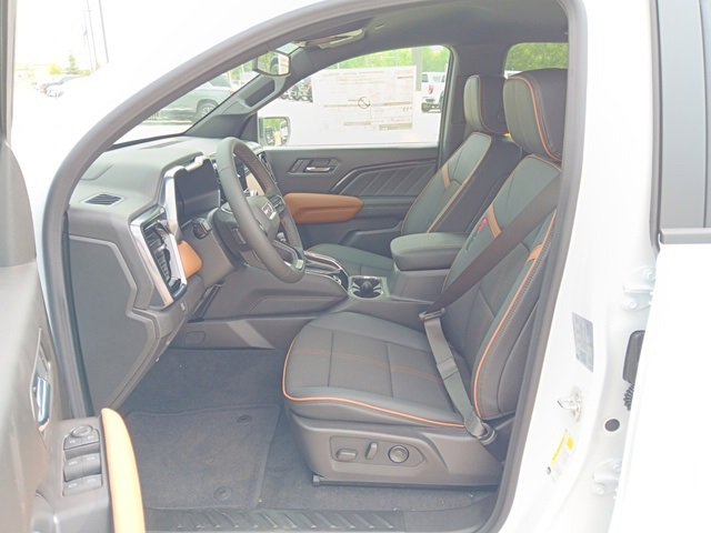 2025 Gmc Canyon AT4 photo 6