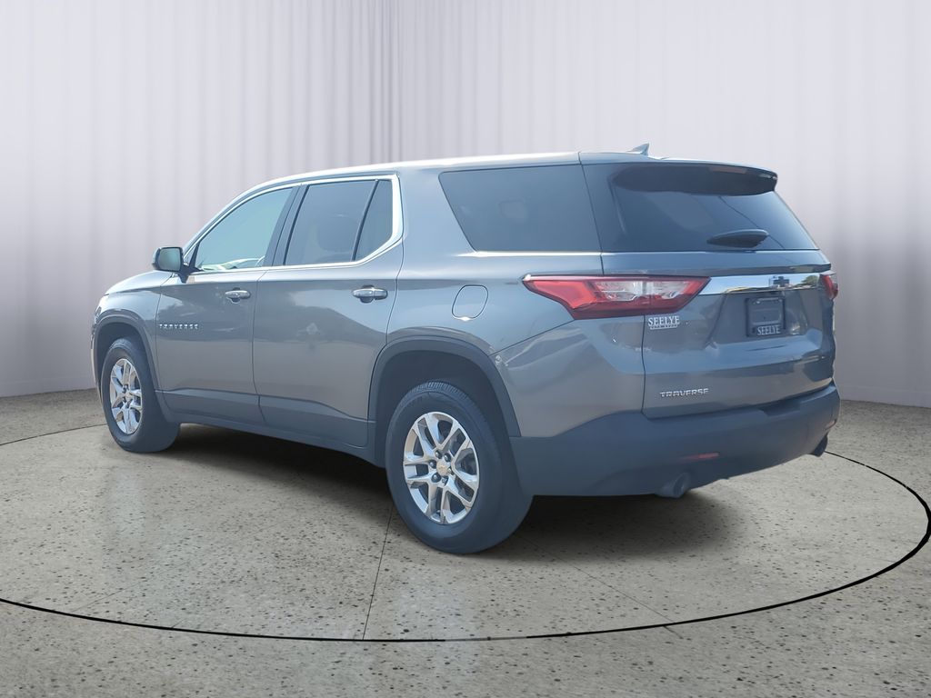 2020 Chevrolet Traverse LS photo 3