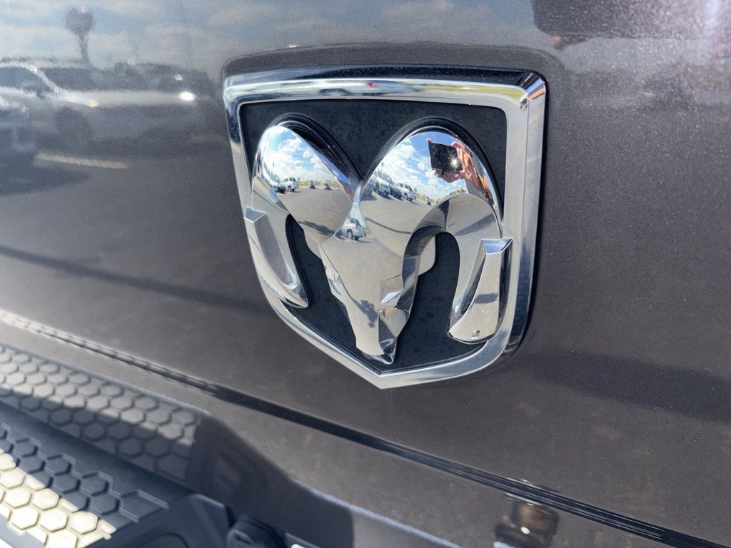 2015 Ram 1500 Laramie photo 10