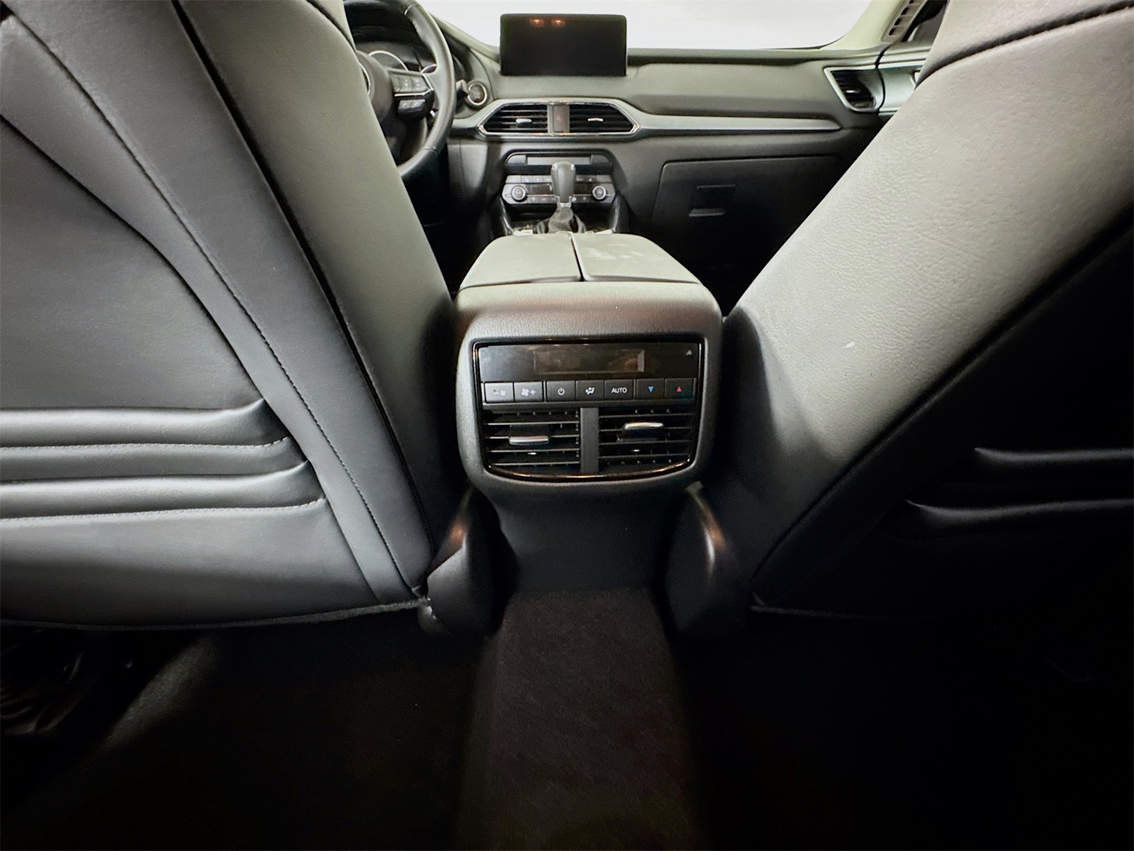 2023 Mazda CX-9 Touring photo 18
