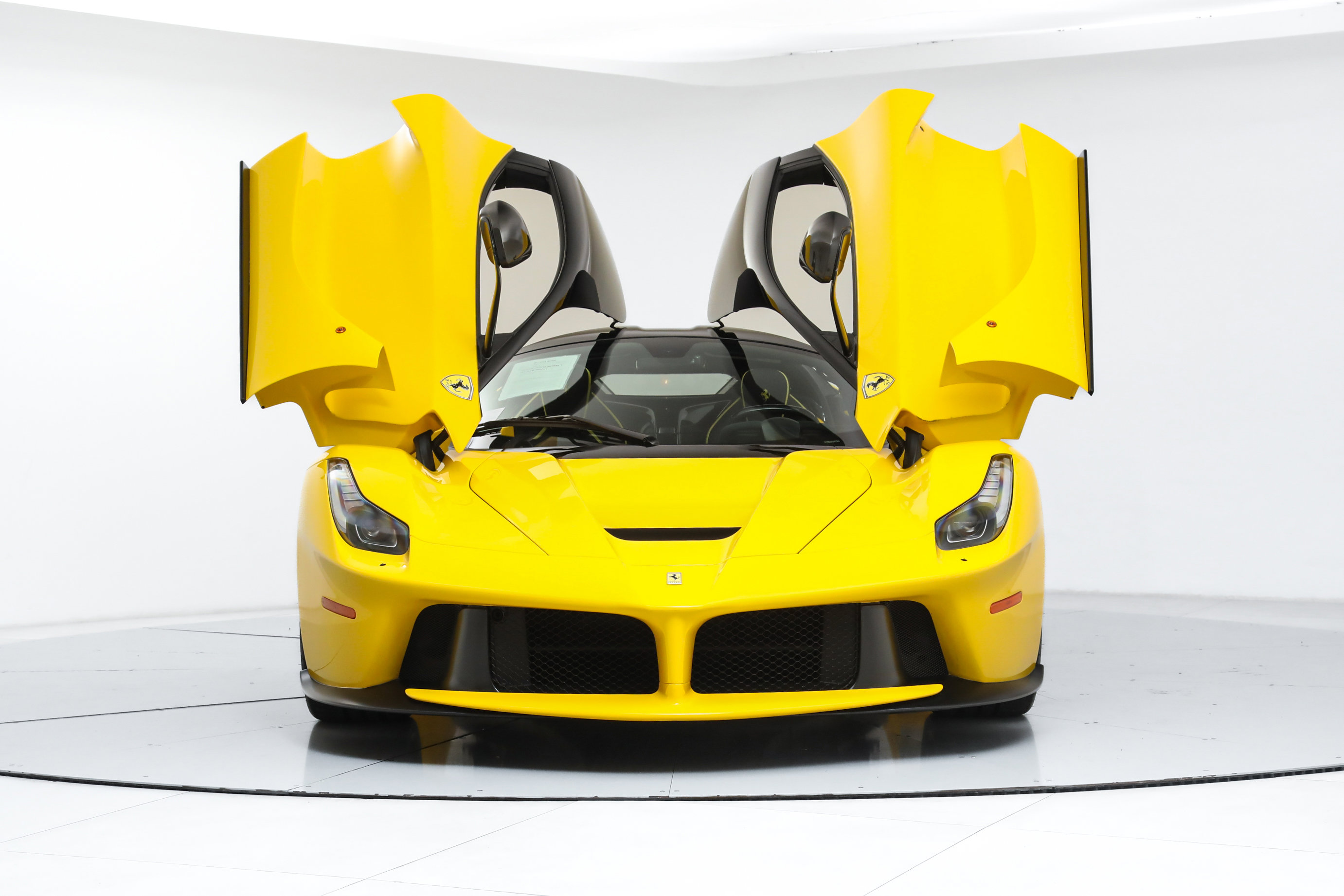 Certified Used 2014 Yellow Ferrari  image 32