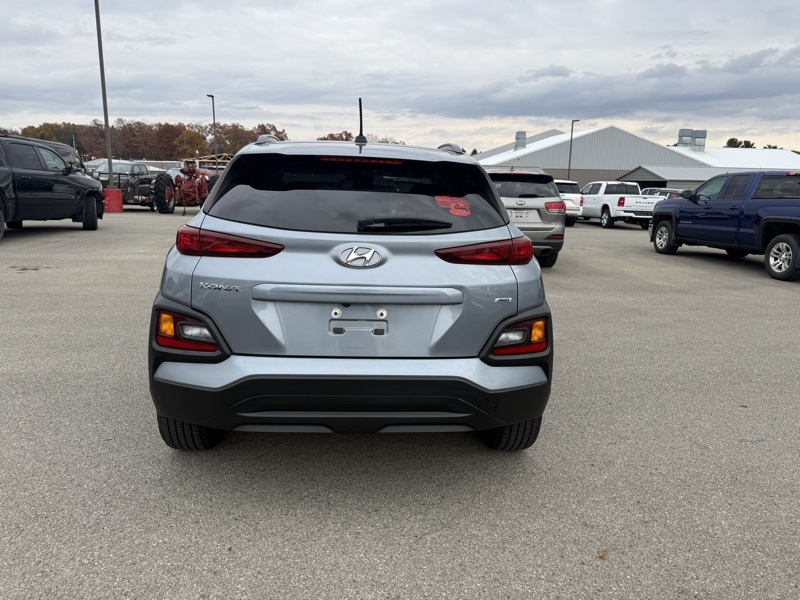 2020 Hyundai Kona SEL photo 4
