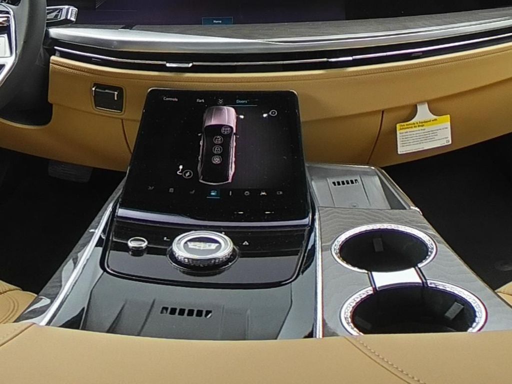 2025 Cadillac Escalade IQ Sport photo 12