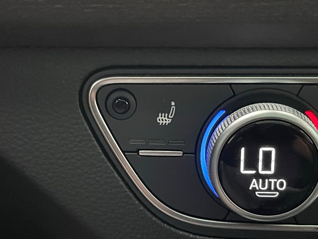 2022 Audi Q5 45 S line Premium photo 5