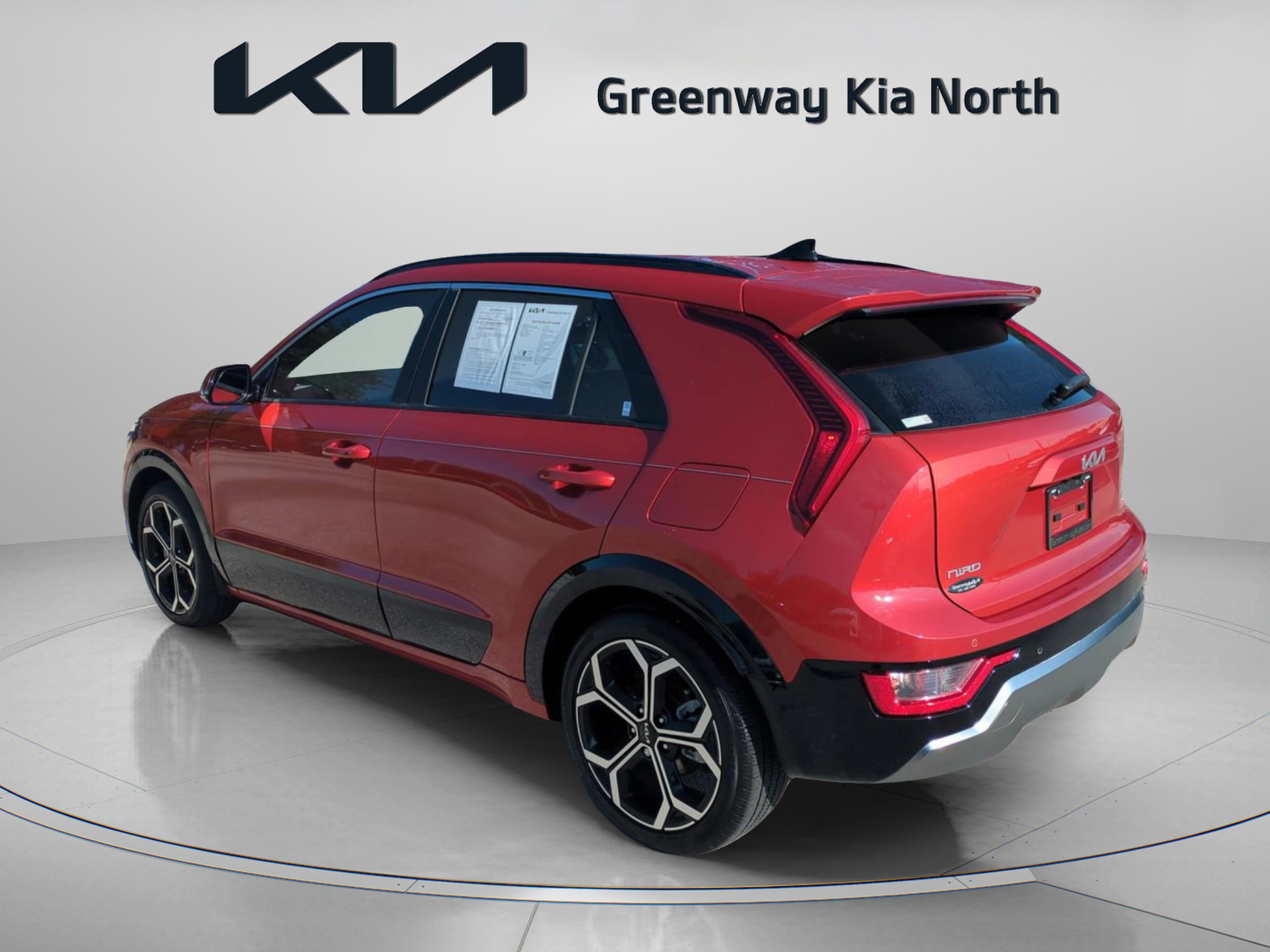 2023 Kia Niro EX Touring photo 5