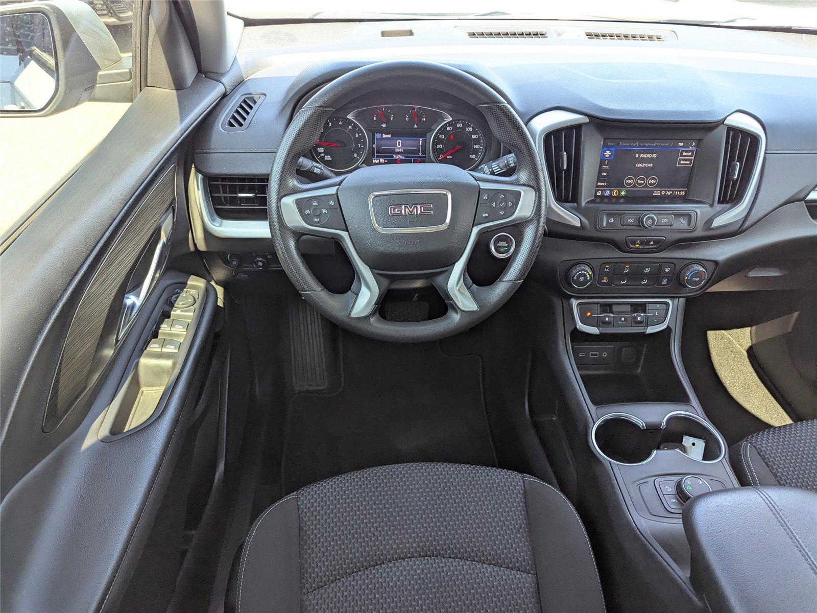 2022 Gmc Terrain SLE photo 17