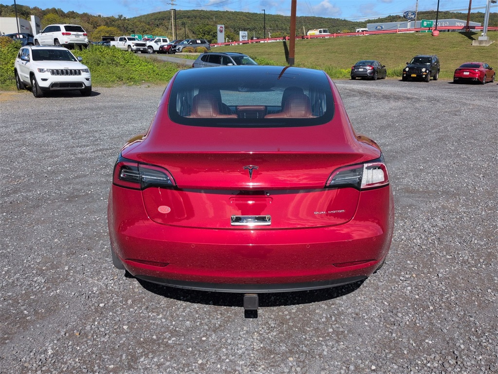 2018 Tesla Model 3 Long Range photo 4