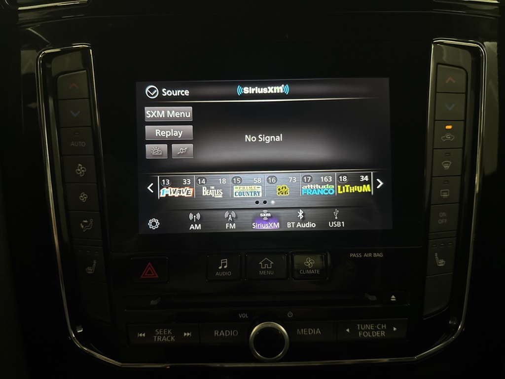 2020 Infiniti QX80 Luxe photo 17