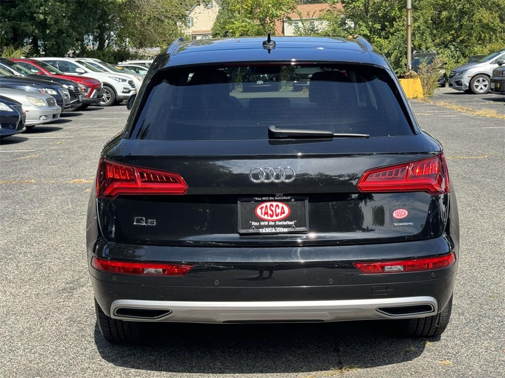 2020 Audi Q5 45 Premium photo 4