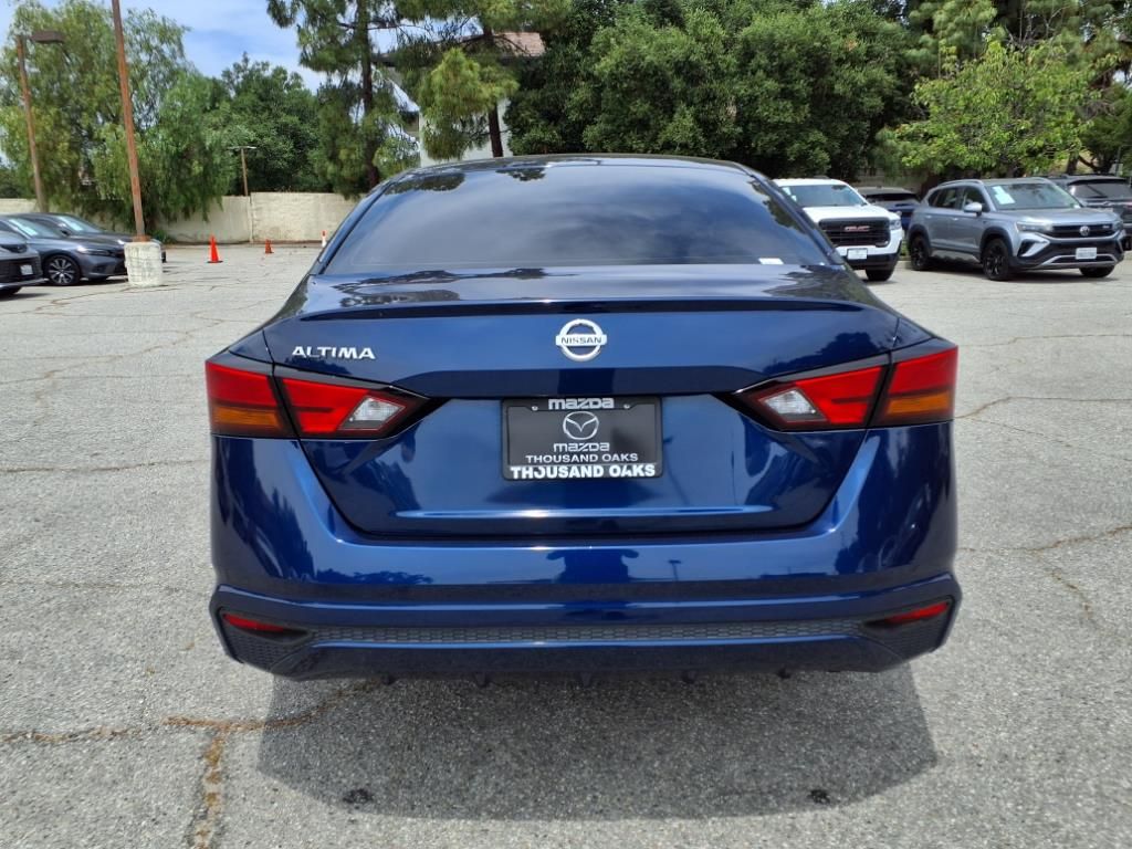 2021 Nissan Altima 2.5 S photo 19