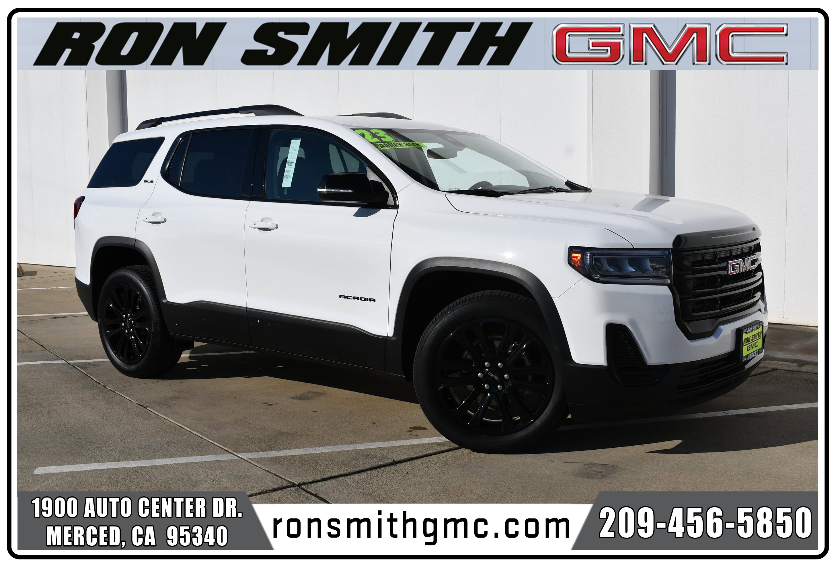 2023 GMC Acadia SLE's photo