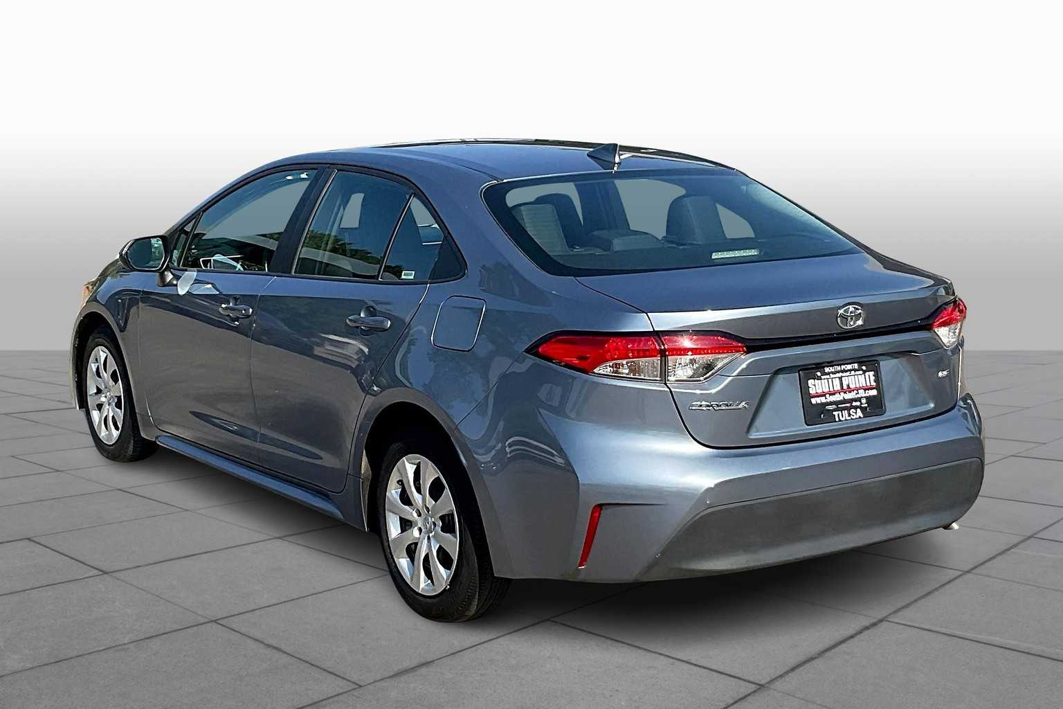 2024 Toyota Corolla LE photo 10