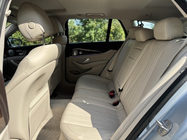 2018 Mercedes Benz E 400 4MATIC Wagon photo 15