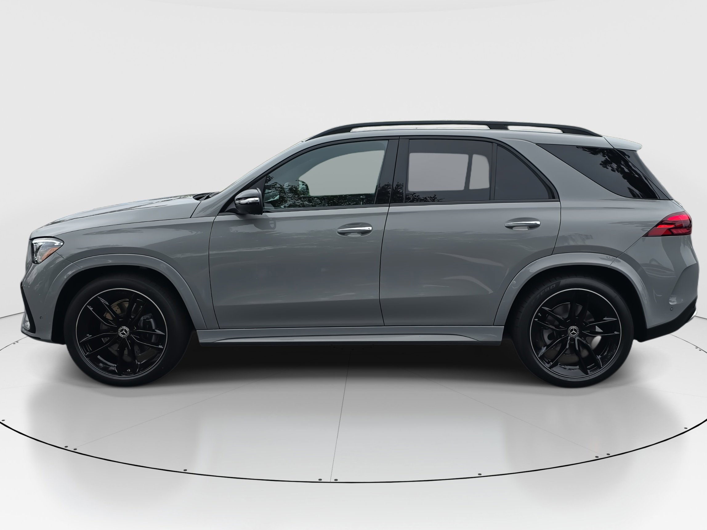 2026 Mercedes Benz GLE 580 4MATIC photo 5