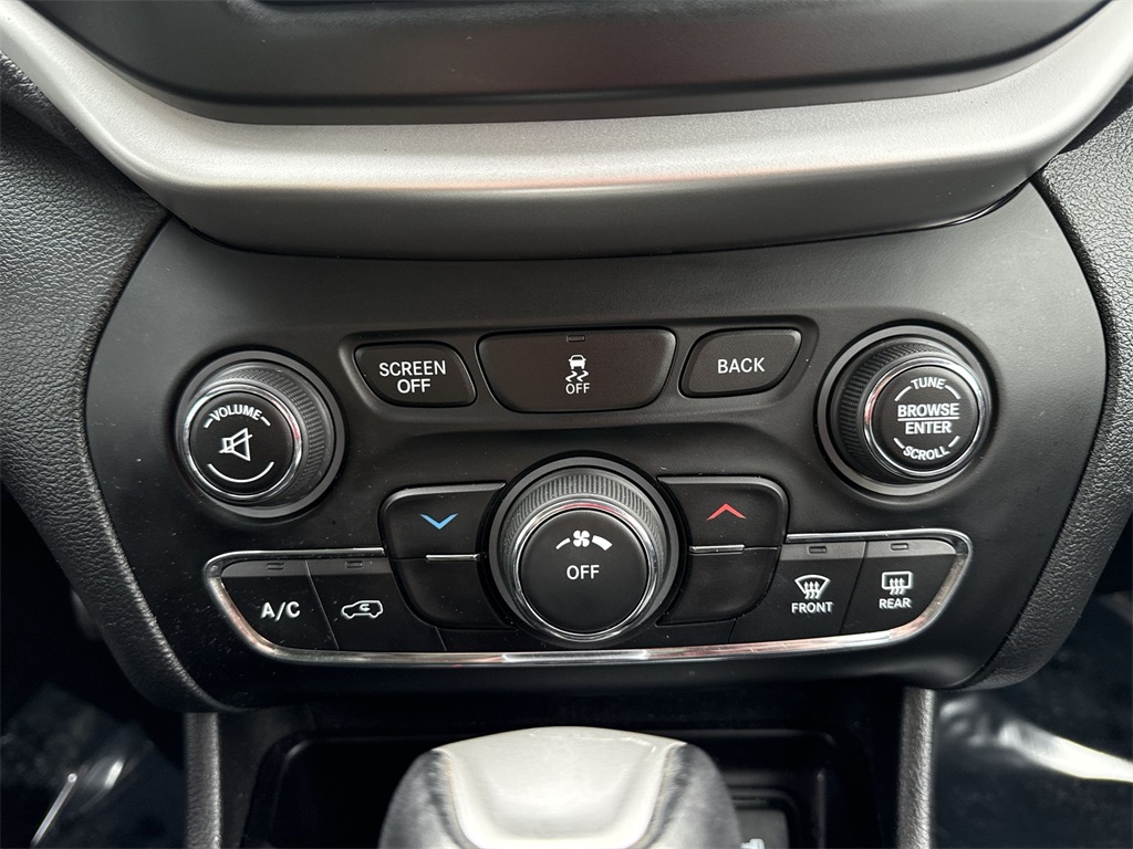 2014 JEEP CHEROKEE - Image 17