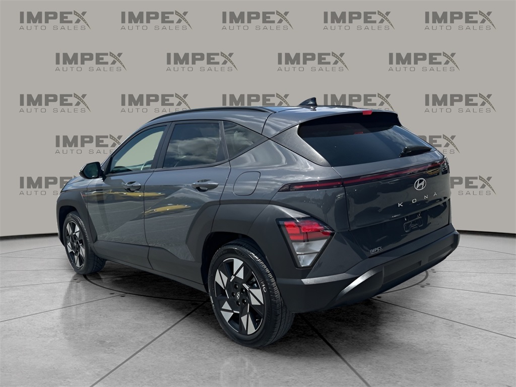 2024 Hyundai Kona SEL photo 3