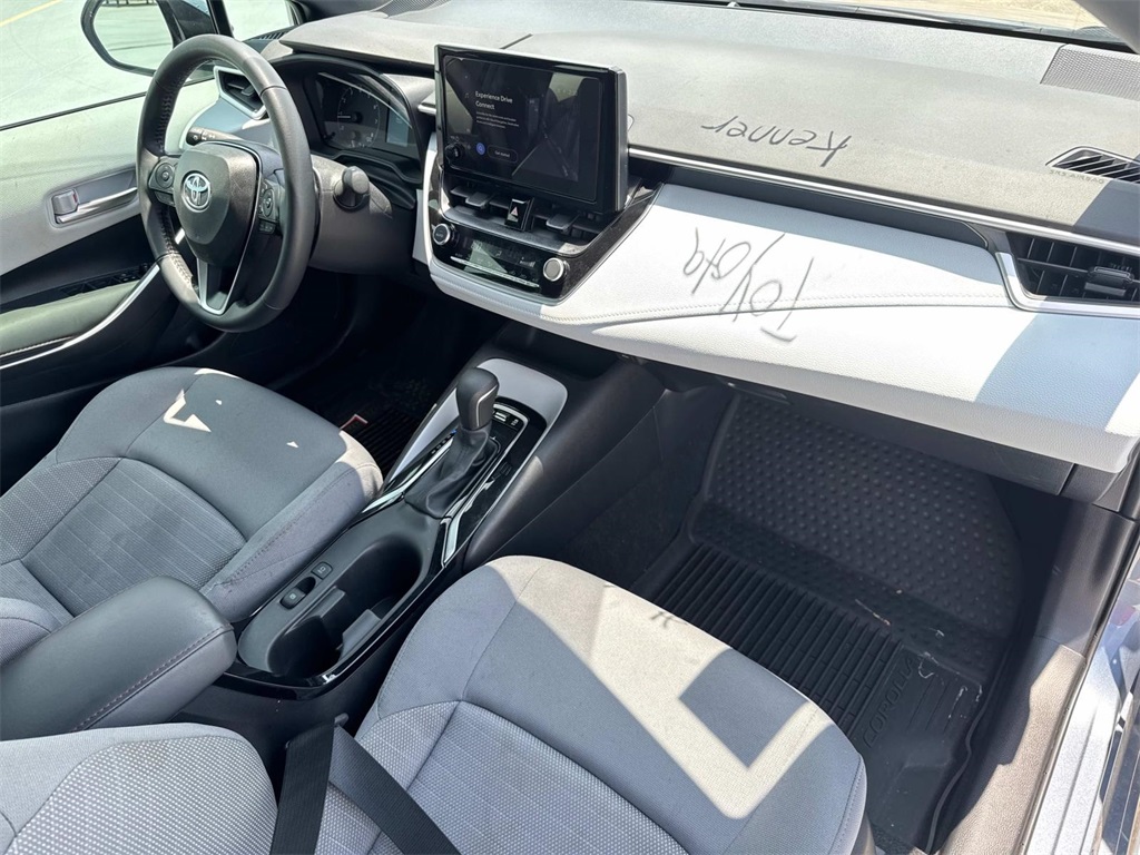 2025 Toyota Corolla SE photo 11