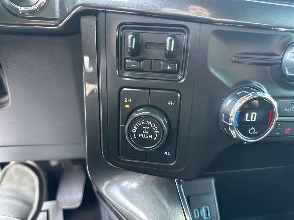 2021 Ford F-150 XLT photo 28