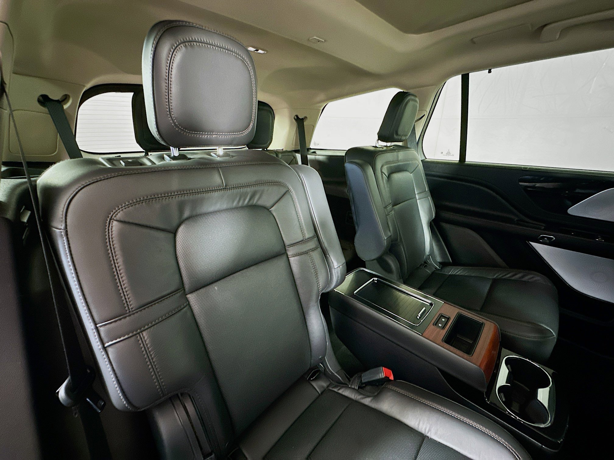 2022 Lincoln Aviator Reserve photo 27