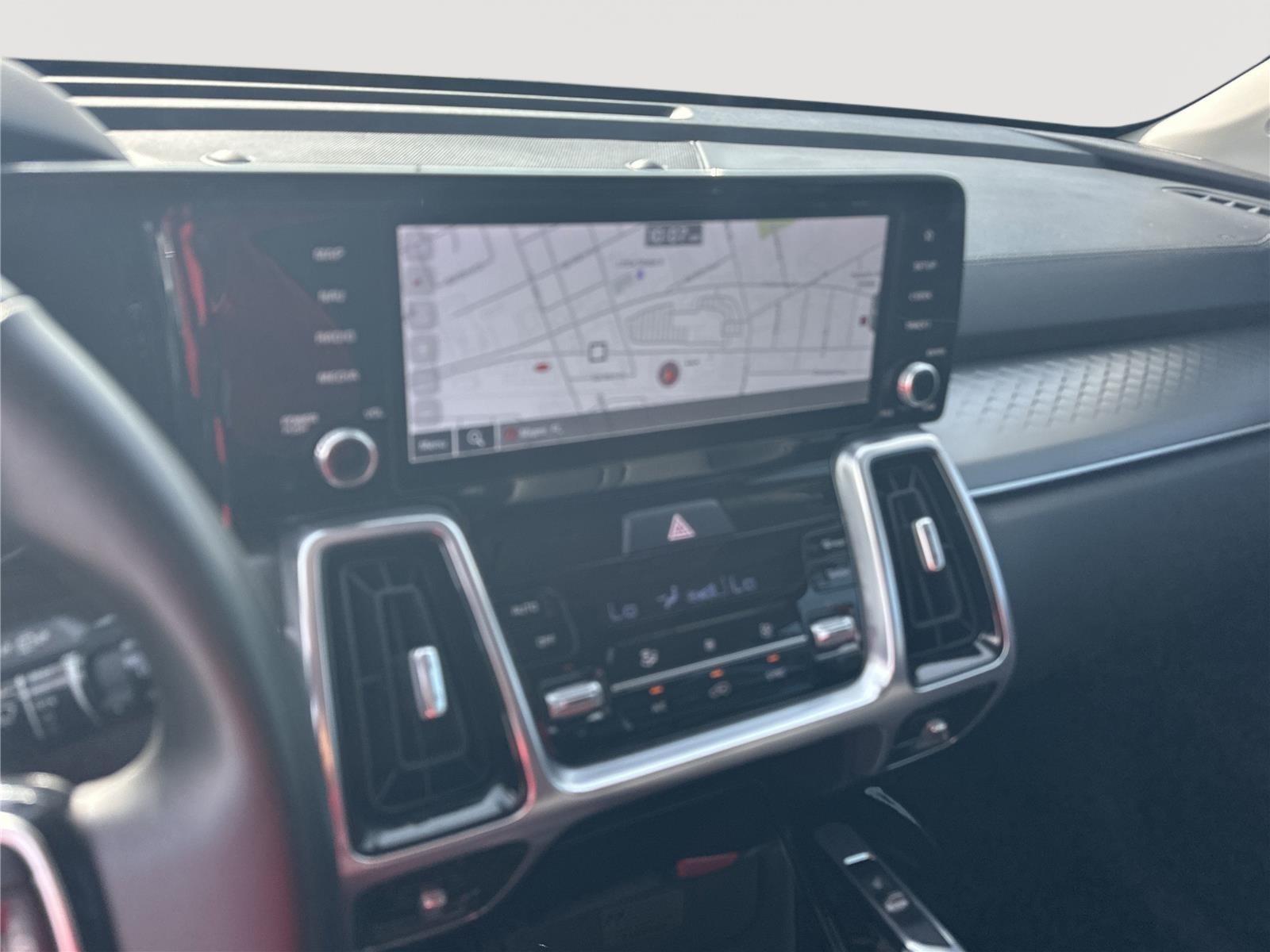 2022 Kia Sorento SX photo 14