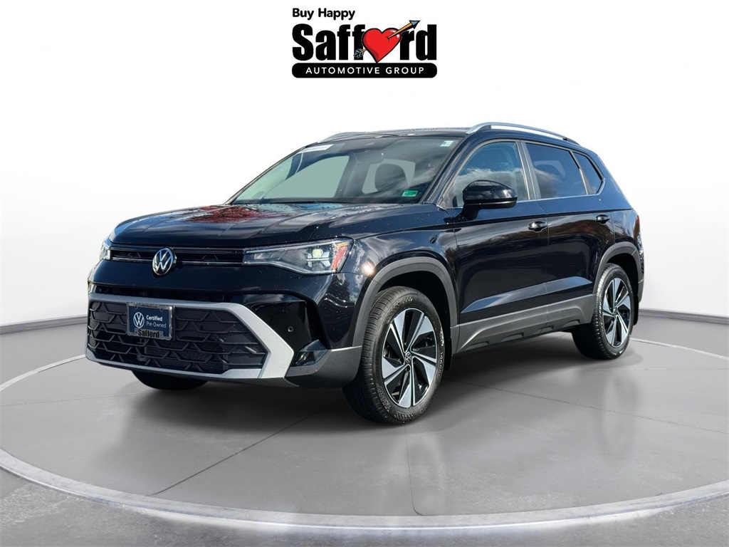 2025 Volkswagen Taos SE's photo