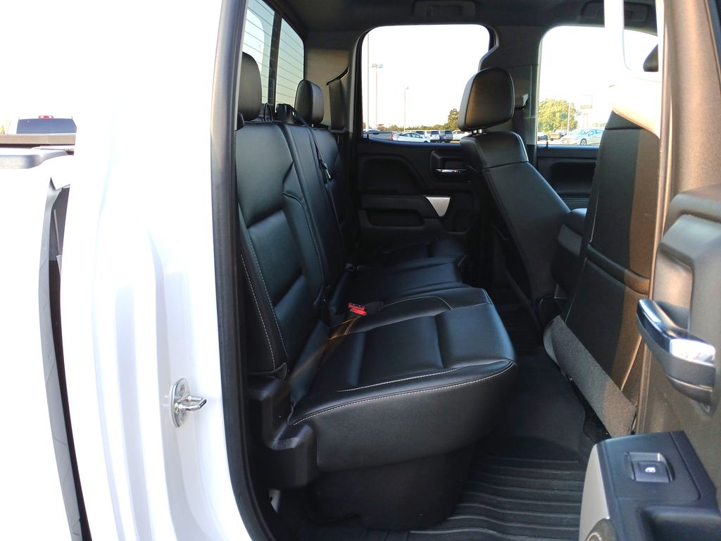 2018 Chevrolet Silverado 1500 LT photo 25