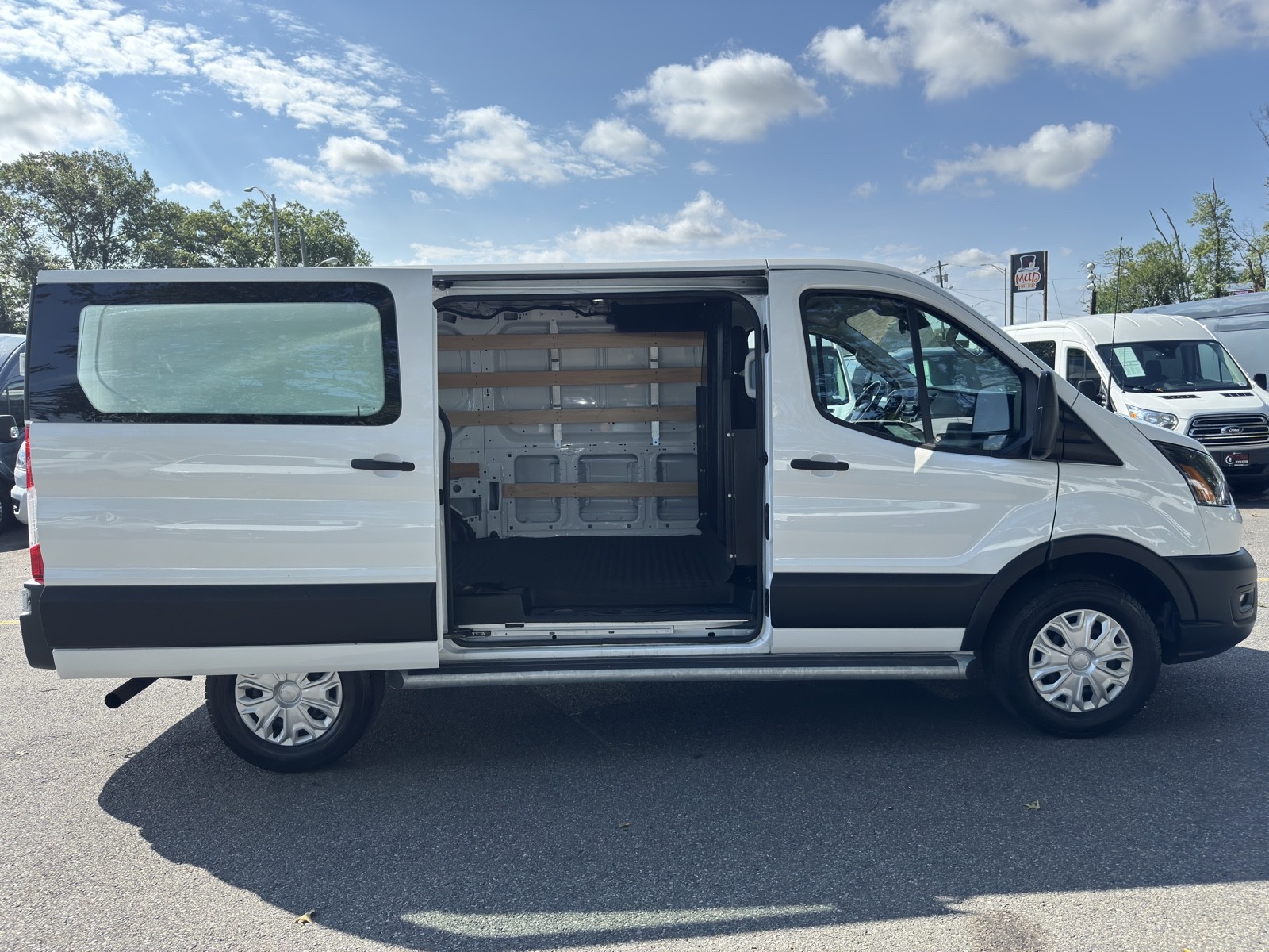 2024 Ford Transit photo 9