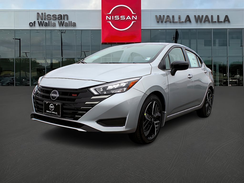 2025 Nissan Versa SR photo 3
