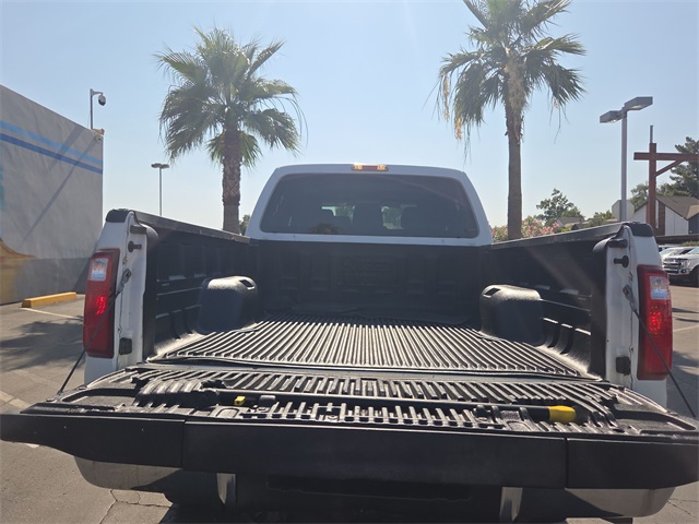 2016 Ford F-350 XLT photo 24