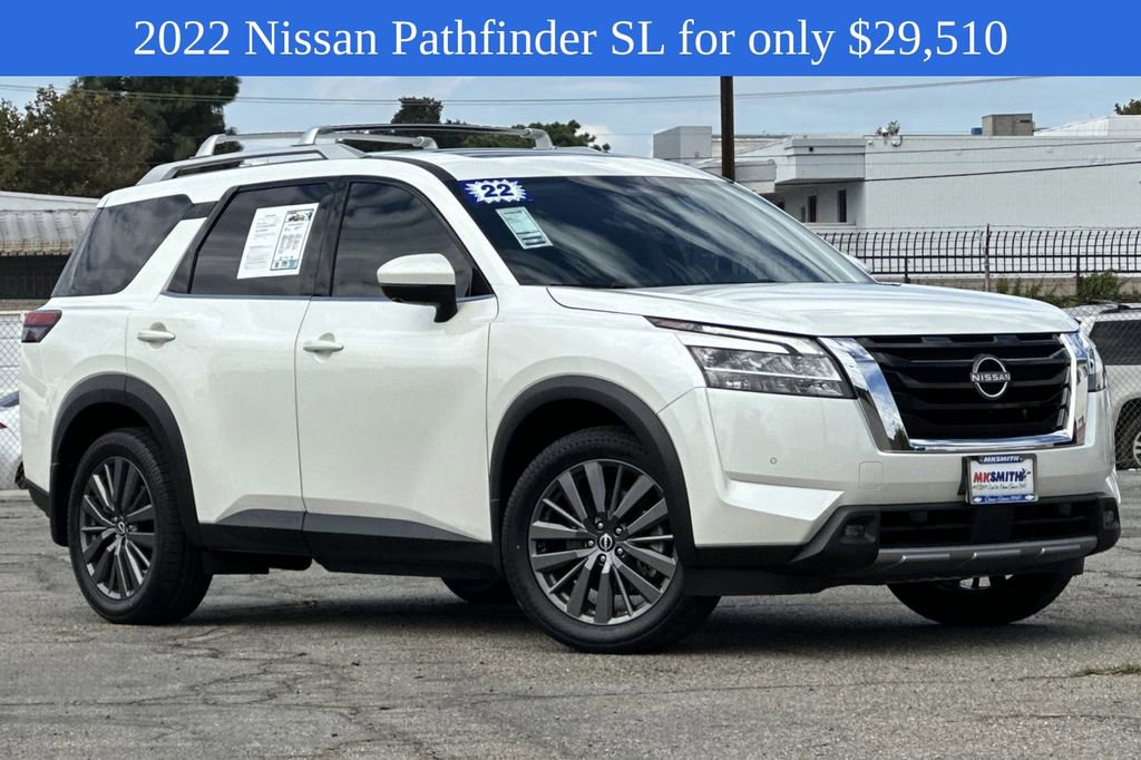 2022 Nissan Pathfinder SL photo 2