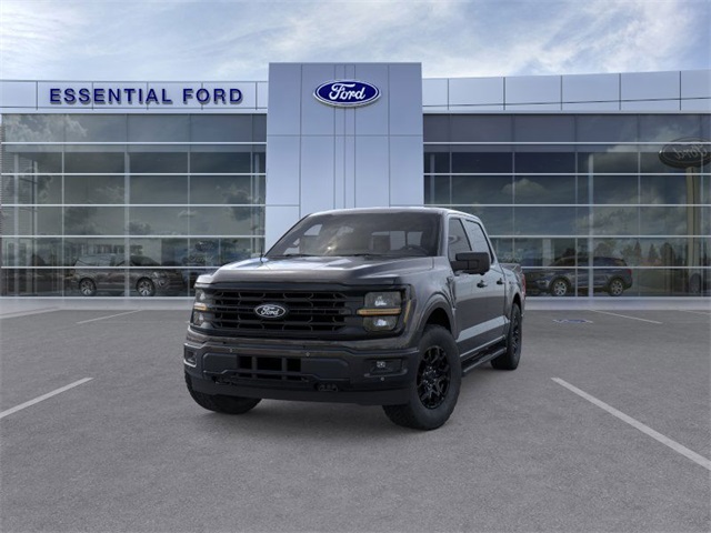 2025 Ford F-150 XLT photo 2