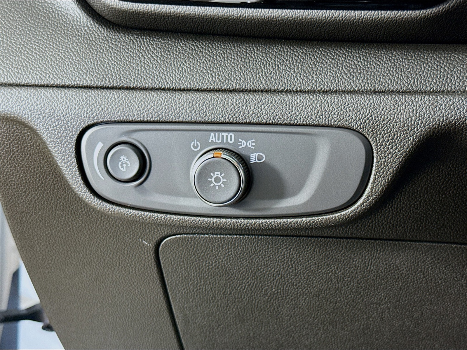 2022 Chevrolet Bolt EUV photo 10